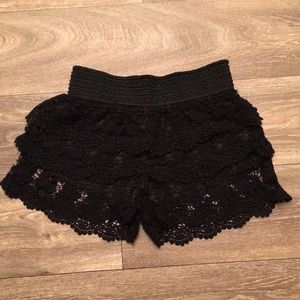 Knitted boy shorts